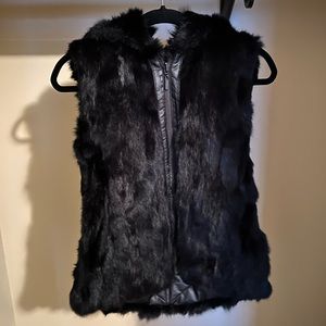Real rabbit fur reversible vest with hood